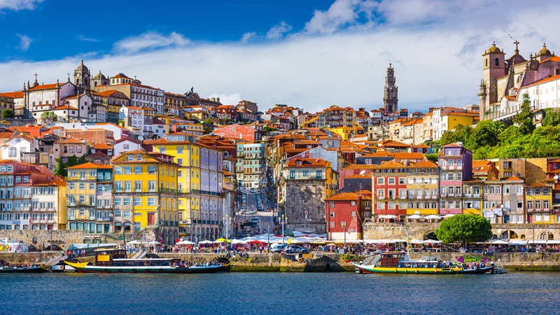 Cost of Living: Housing, Transportation, Healthcare, and Everyday Expenses of Portugal